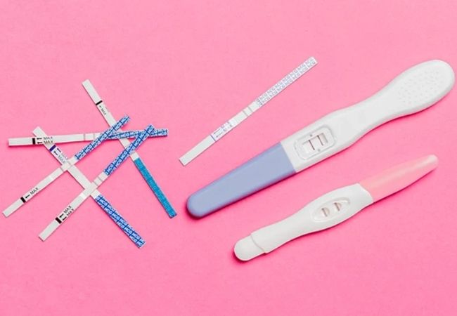Xác định ngày rụng trứng bằng que thử