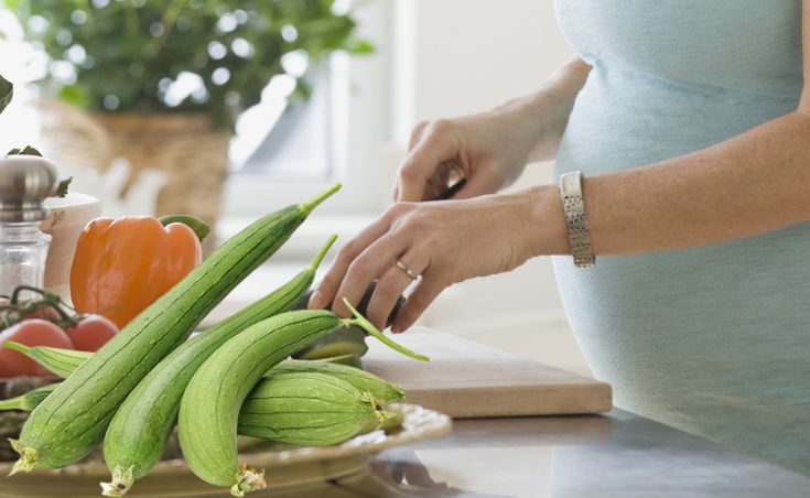 bầu ăn mướp được không