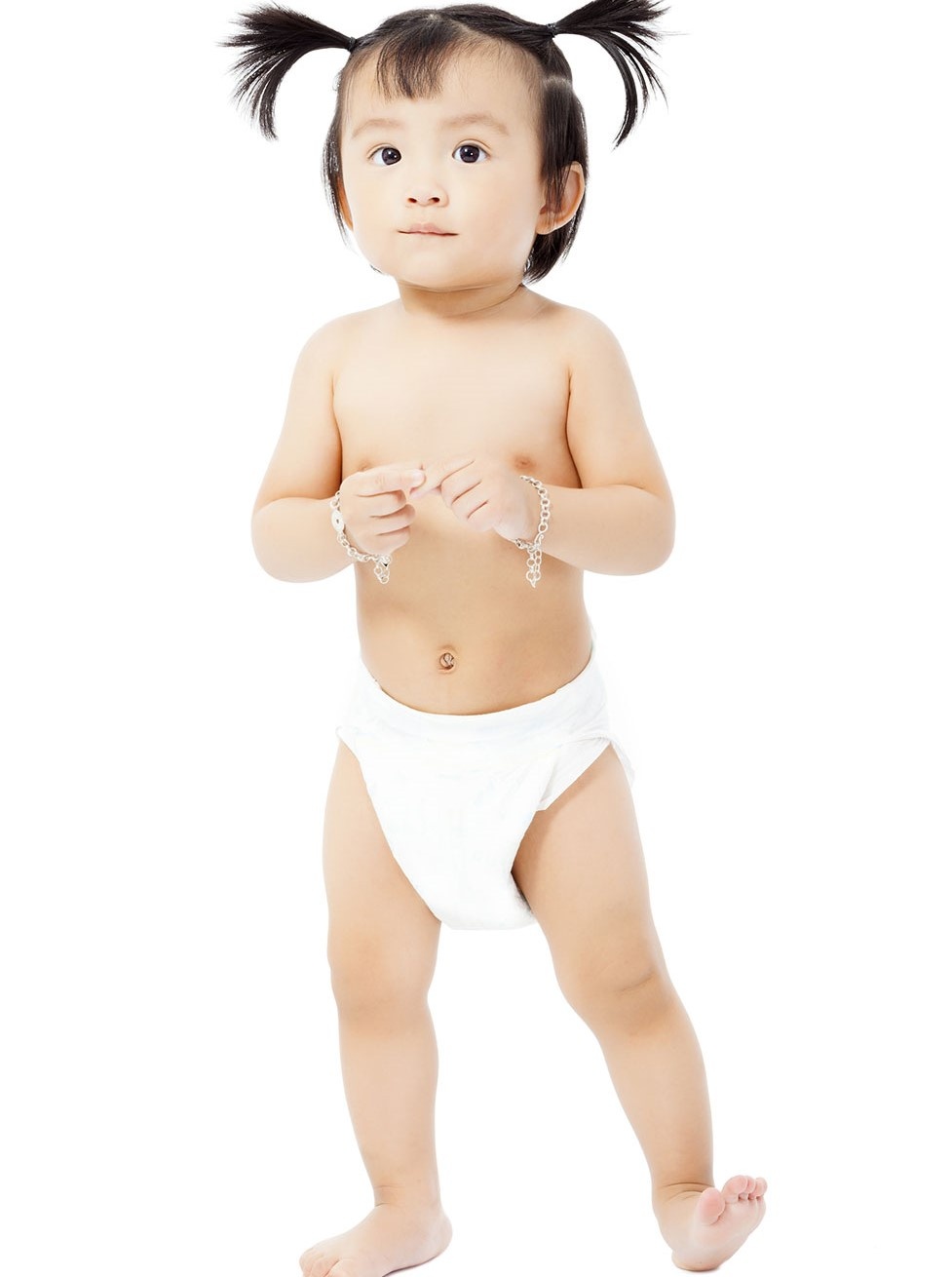 Lau chùi và rửa tay sau khi đi vệ sinh