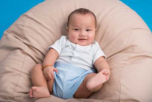 Kinh nghiệm chọn mua chăn ga gối đệm cho bé
