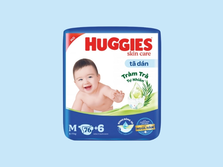 Tã dán Huggies Skin Care Tràm Trà Tự Nhiên ngăn ngừa tình trạng hăm tã ở bé