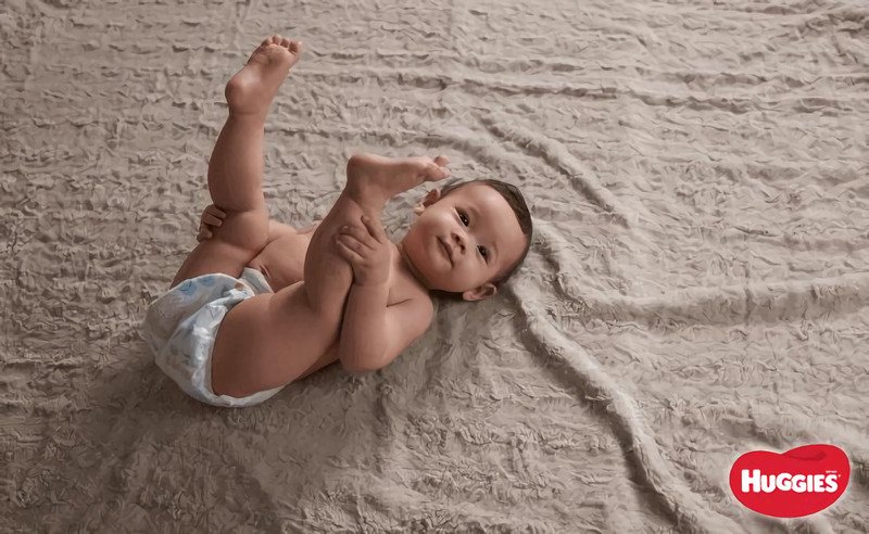 Chọn tã, bỉm phù hợp cho độ tuổi của bé để bé luôn vận động thoải mái mỗi ngày