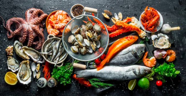 Ăn cá, hải sản sống và chứa nhiều thủy ngân